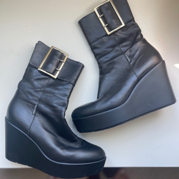 LEATHER WEDGE BOOTS SIZE 37 (7) - Picture 1 of 5